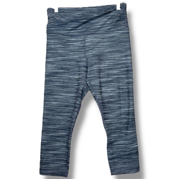 lululemon Align Crop 21” Cross Waist Mini Space Dye Herringbone Heathered Black - Picture 2 of 6